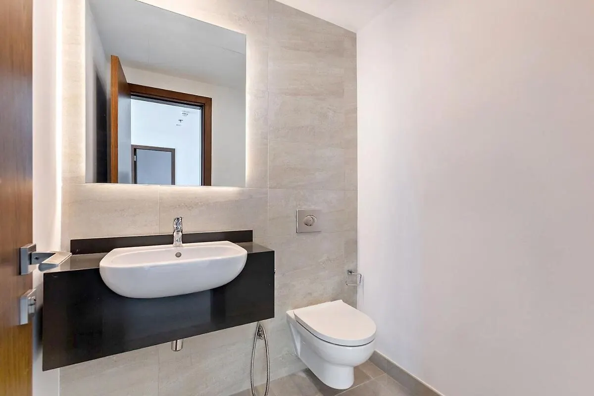 Celestial View 1Bdr Apartment In Jvc Dubaj