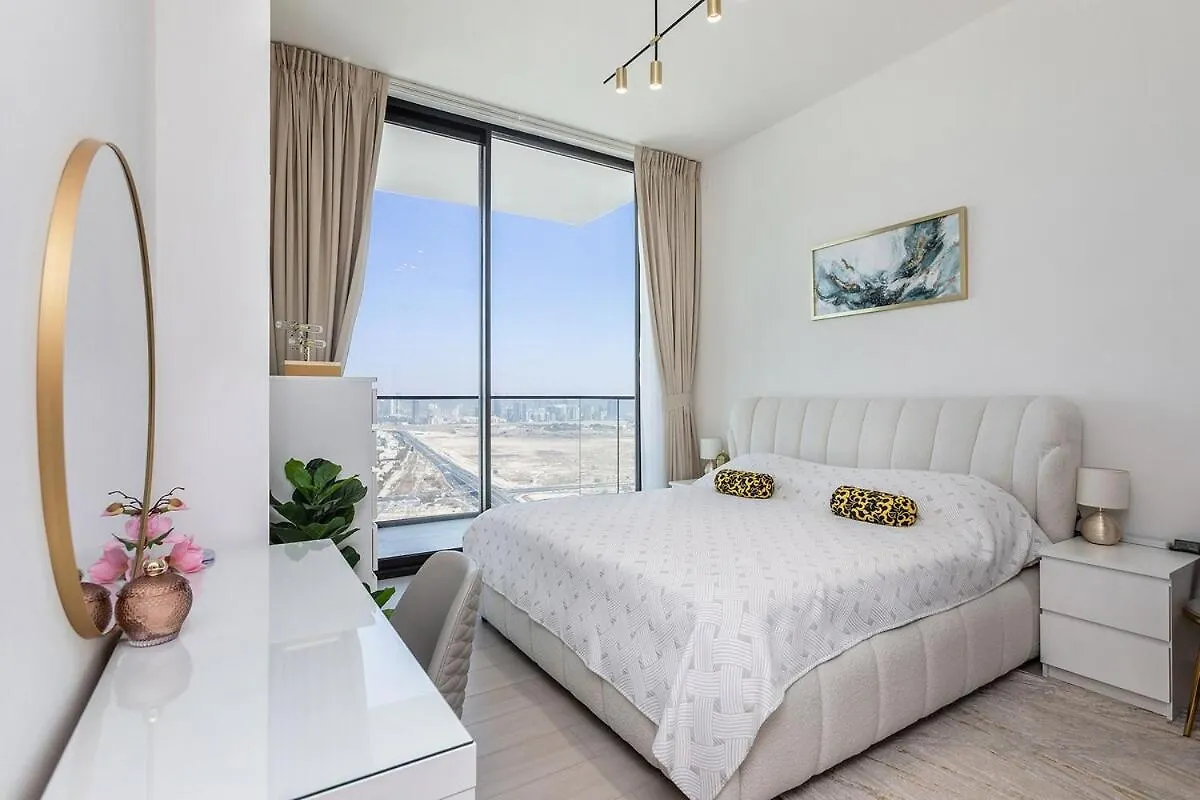 Celestial View 1Bdr Apartment In Jvc Dubaj